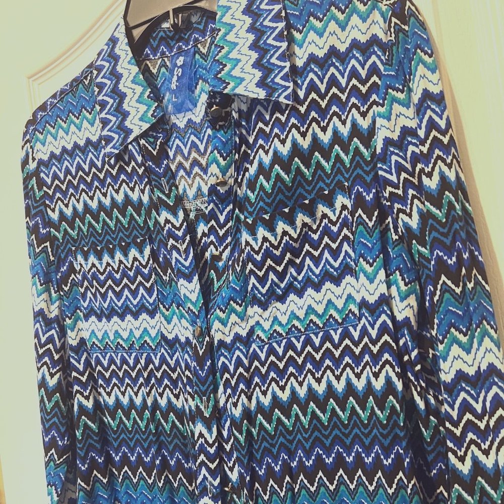 Sace-Unique button up front and back long sleeve blouse